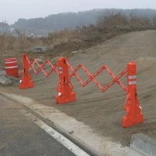 Multi-Gate Outdoor Expandable Barrier - 5